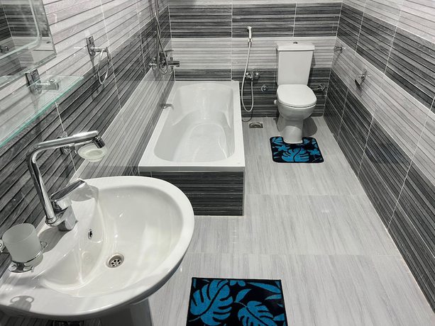 Imagen de la habitación del Hotel Royal Mountain, New Al Qarnh City. Foto 11