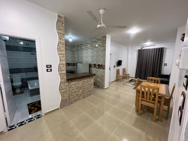 Imagen de la habitación del Hotel Royal Mountain, New Al Qarnh City. Foto 12