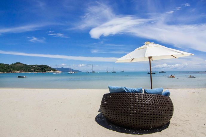 Imagen de los exteriores del Hotel Royal Muang Samui Villas. Foto 12