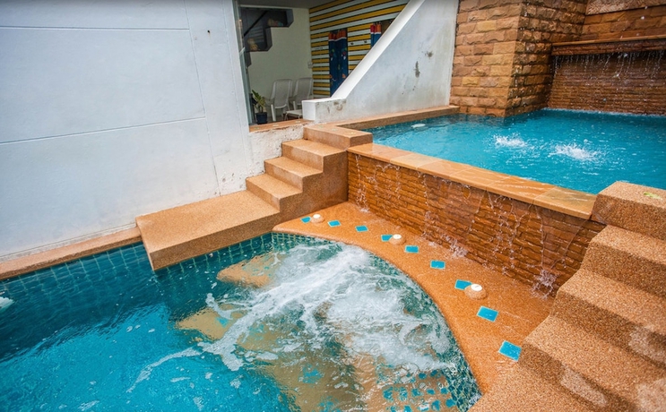 Imagen de la piscina del Hotel Royal Nakara Ao Nang. Foto 19