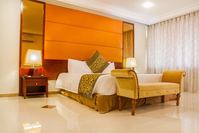 Imagen de la habitación del Hotel Royal Nick. Foto 3
