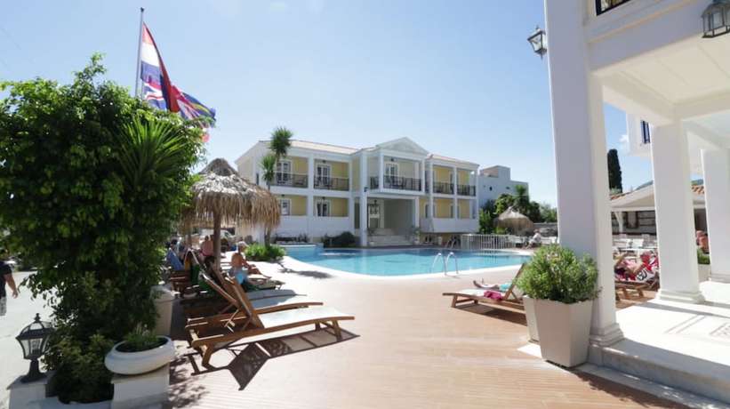 Imagen de los exteriores del Hotel Royal Nidri and Apartments. Foto 15