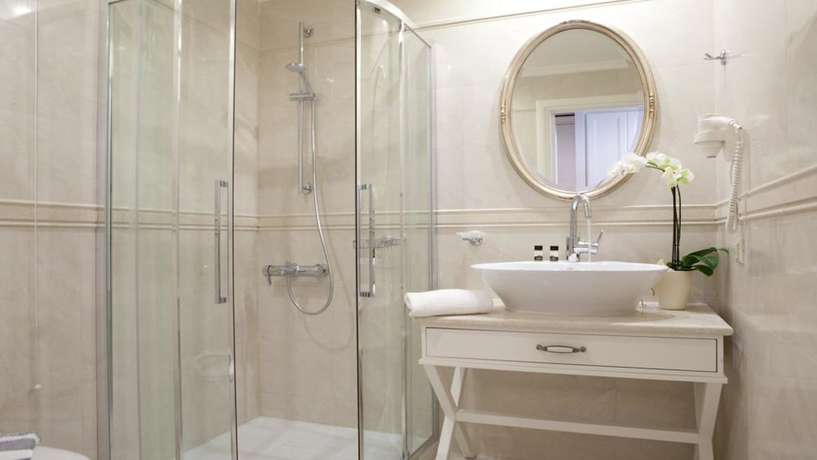 Imagen de la habitación del Hotel Royal Nidri and Apartments. Foto 13