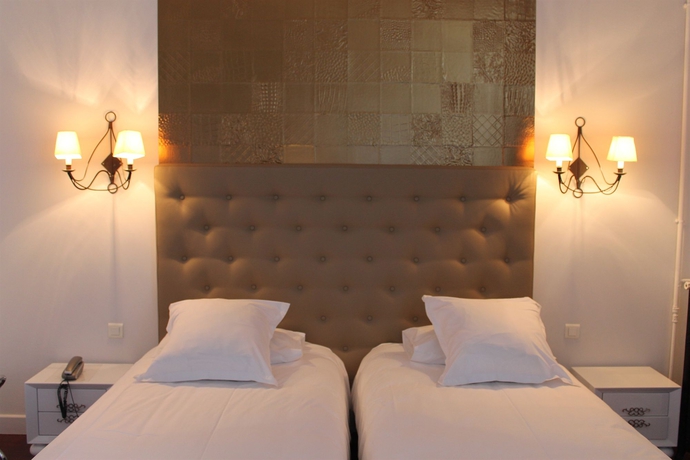Imagen de la habitación del Hotel Royal, Nimes. Foto 6