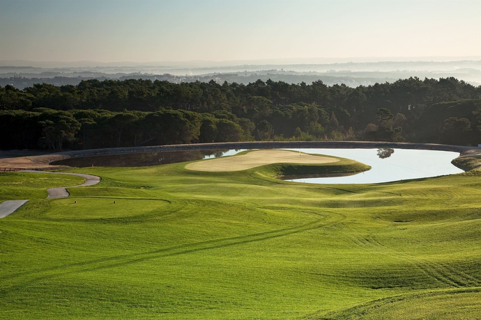 Imagen de los exteriores del Hotel Royal Obidos Spa and Golf Resort. Foto 11