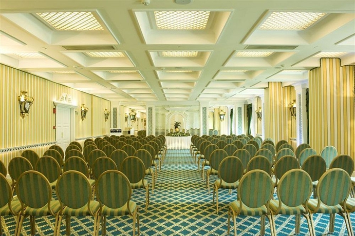 Imagen de los interiores del Hotel Royal Olympic, Atenas. Foto 14