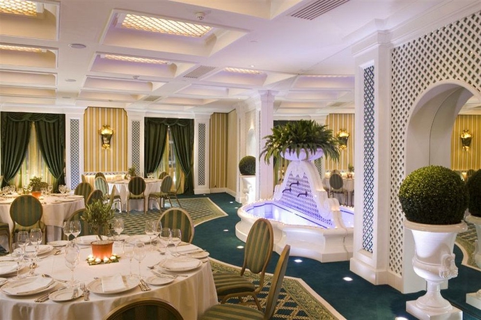 Imagen de los interiores del Hotel Royal Olympic, Atenas. Foto 15