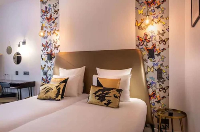 Imagen de la habitación del Hotel Royal Opera. Foto 5