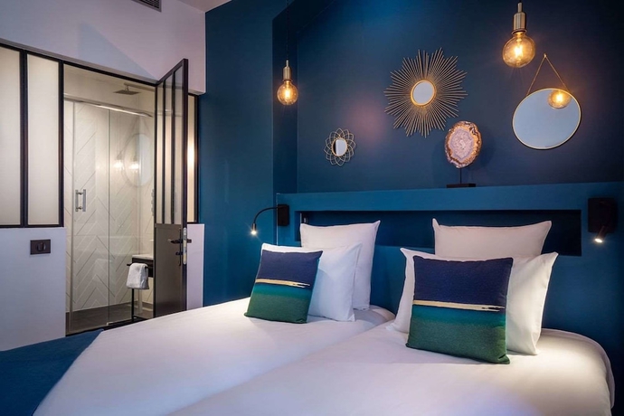 Imagen de la habitación del Hotel Royal Opera. Foto 14