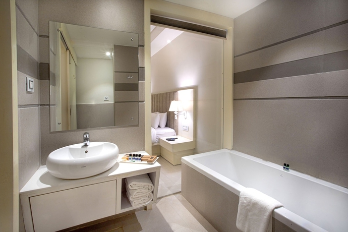 Imagen de la habitación del Hotel Royal Orbit, Jabalpur. Foto 14