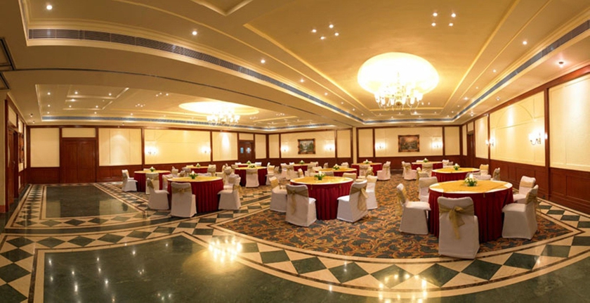 Imagen de los interiores del Hotel Royal Orchid Bangalore. Foto 14