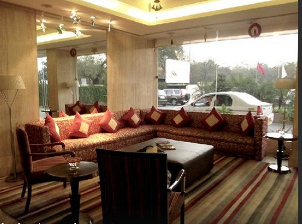 Imagen de los interiores del Hotel Royal Orchid Central Jaipur. Foto 12