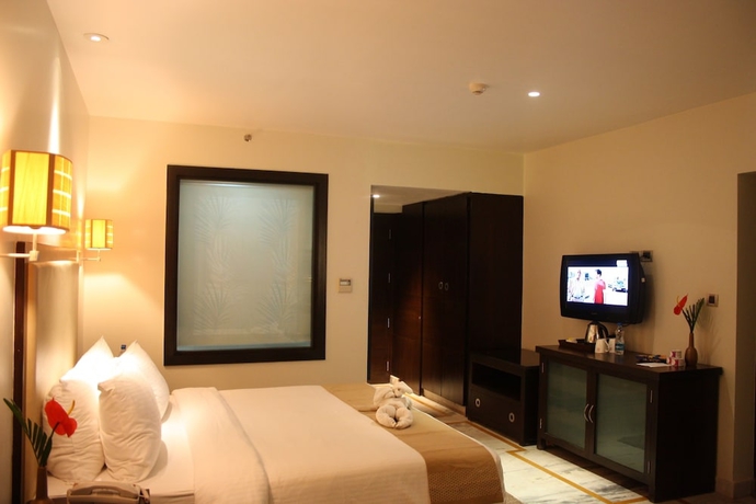 Imagen de la habitación del Hotel Royal Orchid Central Kireeti. Foto 6