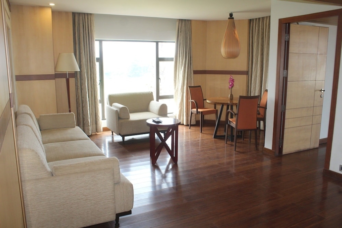 Imagen de la habitación del Hotel Royal Orchid Central Kireeti. Foto 10