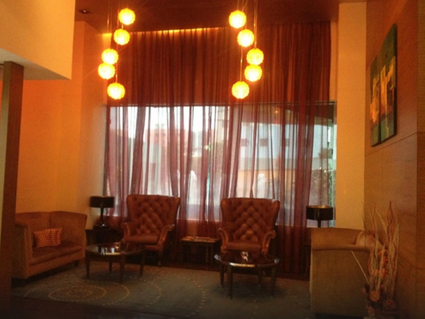 Imagen de los interiores del Hotel Royal Orchid Central Pune. Foto 16