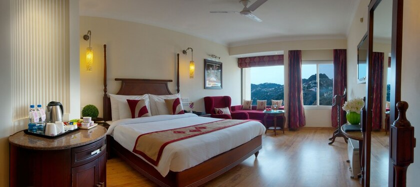 Imagen de la habitación del Hotel Royal Orchid Fort Resort. Foto 30