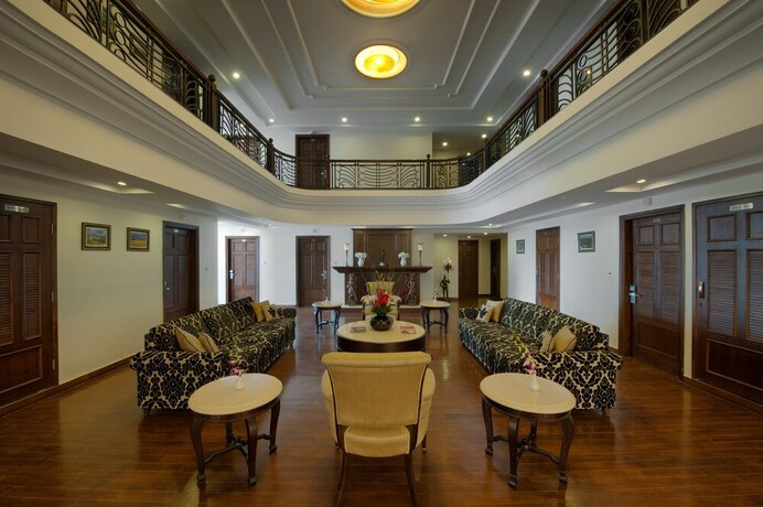 Imagen de los interiores del Hotel Royal Orchid Fort Resort. Foto 31