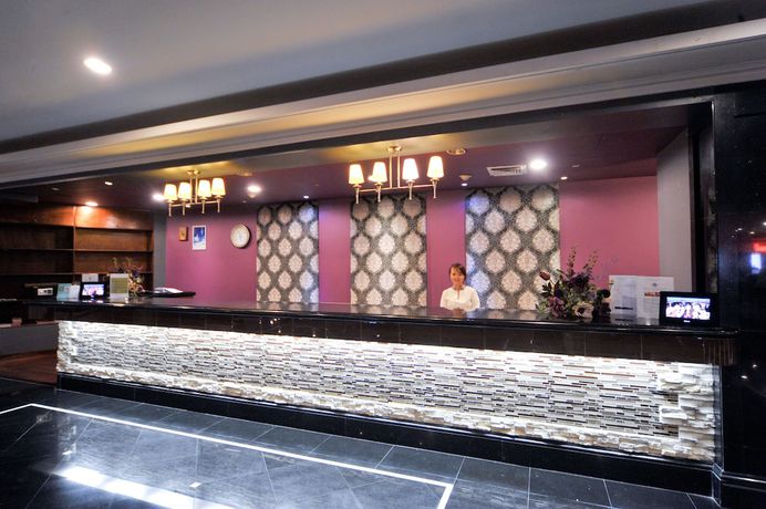 Imagen de los interiores del Hotel Royal Orchid Guam. Foto 17