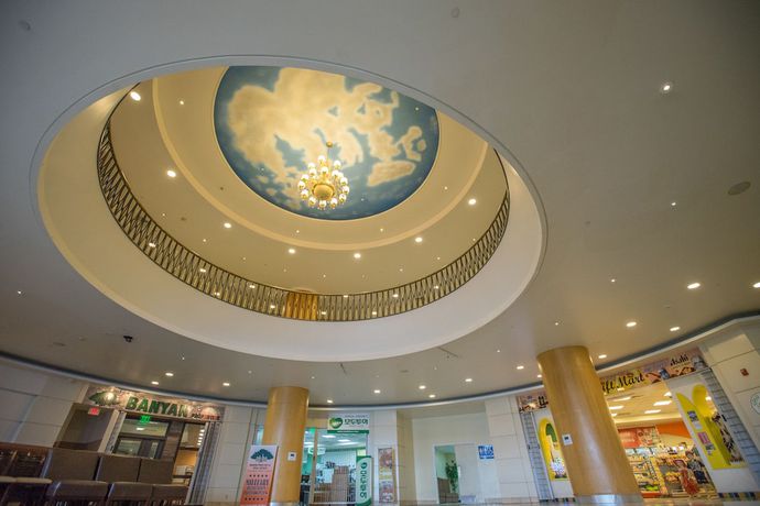 Imagen de los interiores del Hotel Royal Orchid Guam. Foto 19