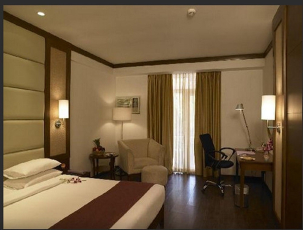 Imagen de la habitación del Hotel Royal Orchid Resort and Convention Centre. Foto 6