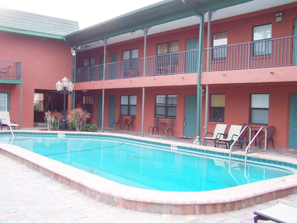 Imagen de la piscina del Hotel Royal Orleans. Foto 14