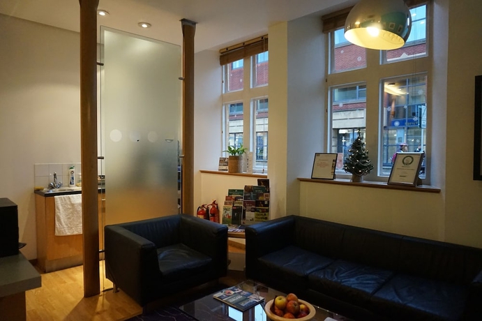 Imagen de los interiores del Hotel Royal Oxford. Foto 18