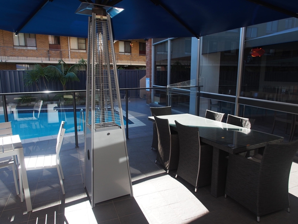 Imagen de la piscina del Hotel Royal Pacific. Foto 16