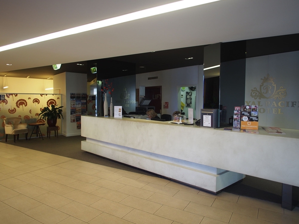 Imagen de los interiores del Hotel Royal Pacific. Foto 12