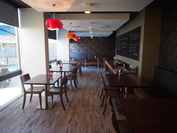Imagen del bar/restaurante del Hotel Royal Pacific. Foto 4