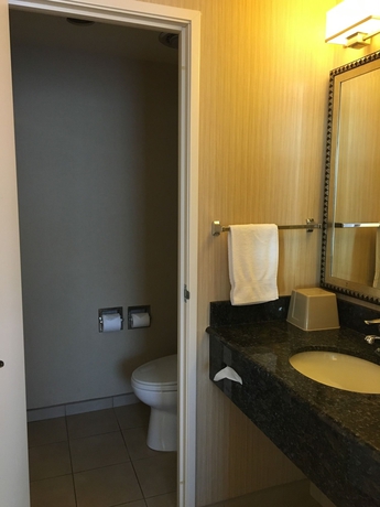 Imagen de la habitación del Hotel Royal Pacific Motor Inn. Foto 2