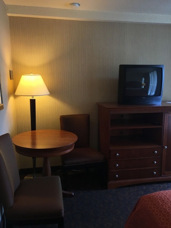 Imagen de la habitación del Hotel Royal Pacific Motor Inn. Foto 3