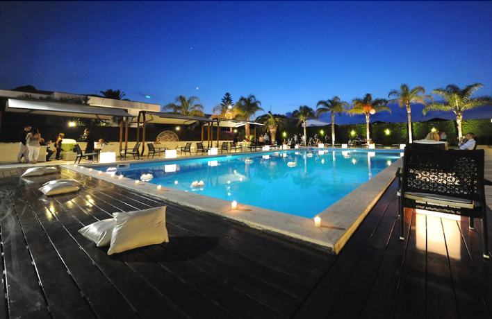Imagen de la piscina del Hotel Royal Paestum. Foto 20