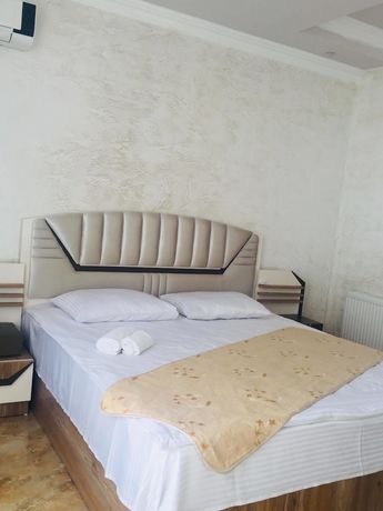 Imagen de la habitación del Hotel Royal Palace, Batumi. Foto 5