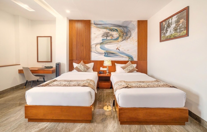 Imagen de la habitación del Hotel Royal Palace Dalat. Foto 2