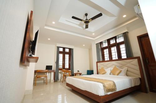 Imagen de la habitación del Hotel Royal Palace, Dispur. Foto 19