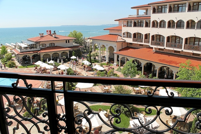 Imagen de la habitación del Hotel Royal Palace Helena Sands. Foto 8