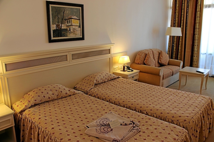 Imagen de la habitación del Hotel Royal Palace Helena Sands. Foto 10