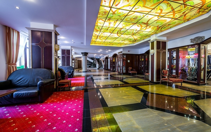 Imagen del bar/restaurante del Hotel Royal Palace Helena Sands. Foto 3