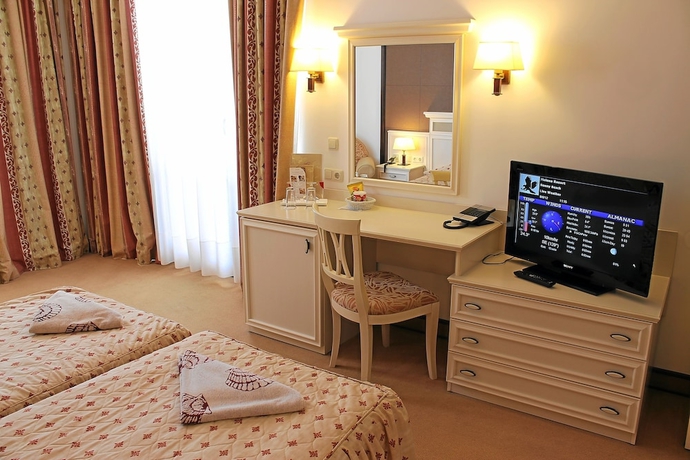 Imagen de la habitación del Hotel Royal Palace Helena Sands. Foto 14