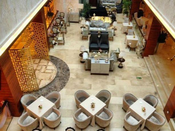 Imagen de los interiores del Hotel Royal Palace Hotel Haining China. Foto 19