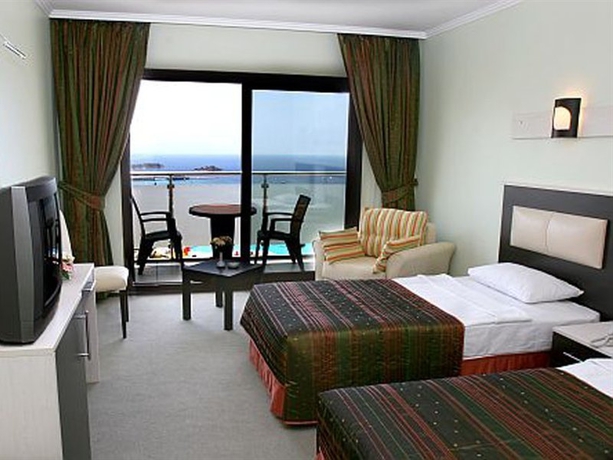 Imagen general del Hotel Royal Palace, Kusadasi. Foto 4