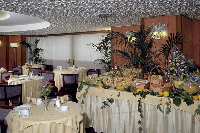 Imagen del bar/restaurante del Hotel Royal Palace, Messina. Foto 2