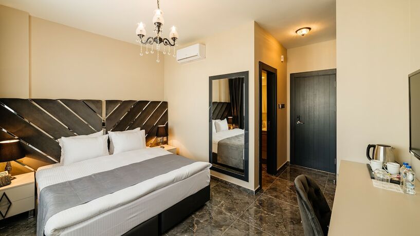 Imagen de la habitación del Hotel Royal Palace, NICOSIA. Foto 19