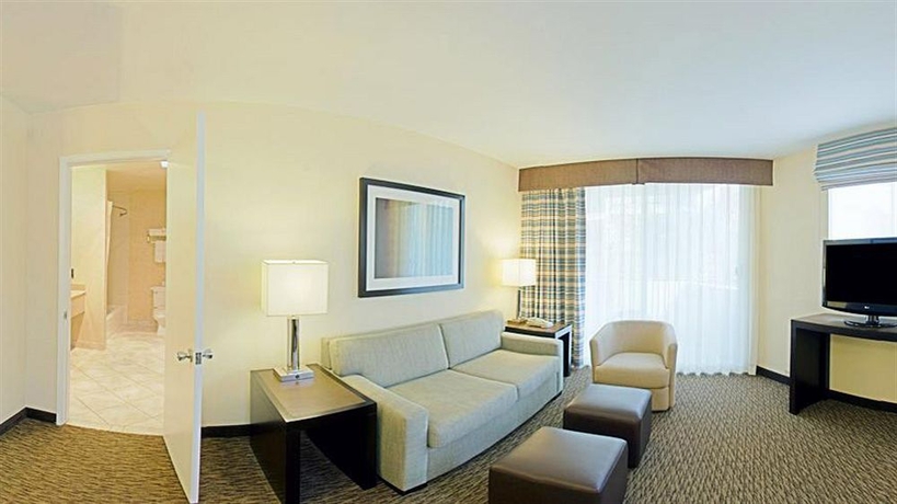 Imagen de los interiores del Hotel Royal Palace Westwood. Foto 6