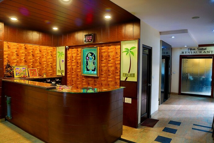 Imagen de los interiores del Hotel Royal Palm - A Budget In Udaipur. Foto 34