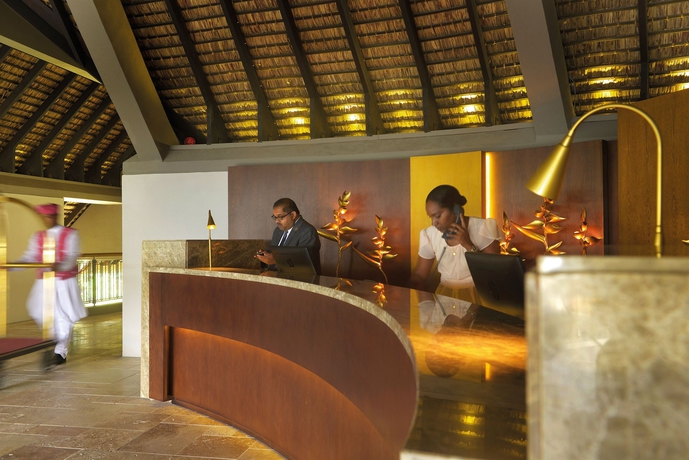 Imagen de los interiores del Hotel Royal Palm Beachcomber Luxury. Foto 11