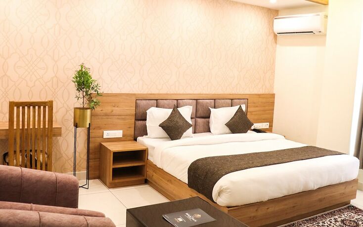 Imagen general del Hotel Royal Palm, Dehradun. Foto 5