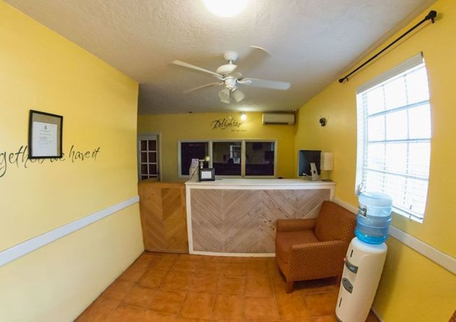 Imagen de la habitación del Hotel Royal Palm, Dunmore Town. Foto 5