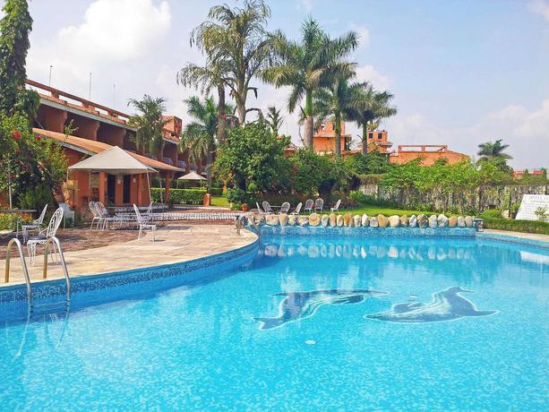 Imagen de la piscina del Hotel Royal Palm Resort. Foto 9