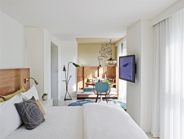 Imagen de la habitación del Hotel Royal Palm South Beach Miami, A Tribute Portfolio Resort. Foto 9